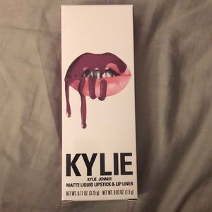 Kylie cosmetics spice lip kit